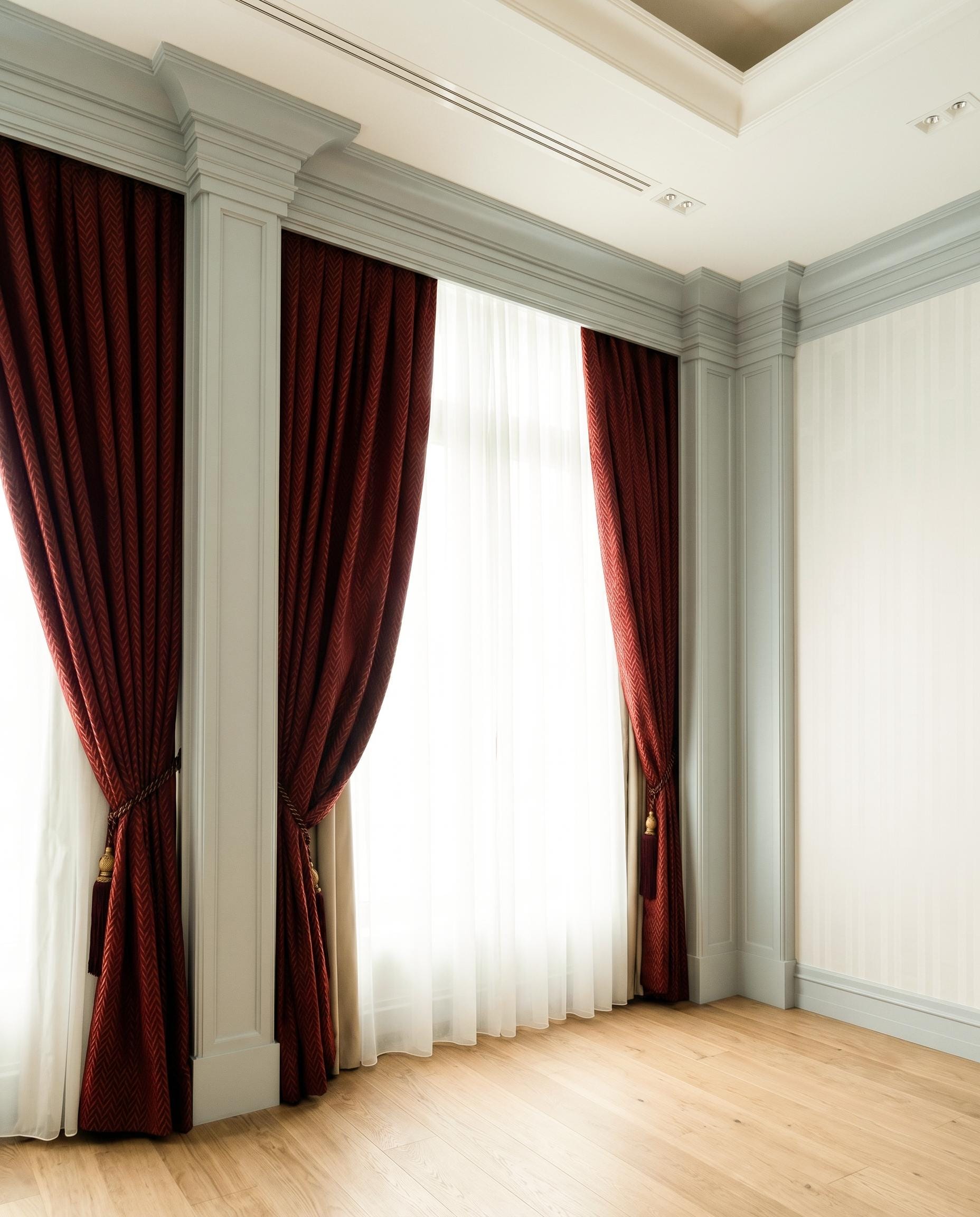 Private Bank — room with red curtains — corner