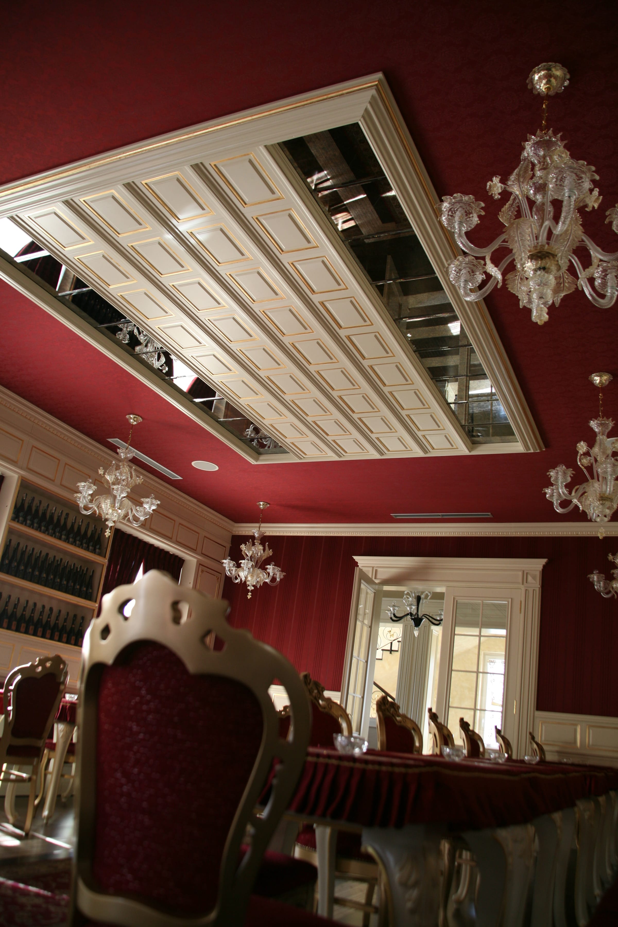 Vila Alehandro — coffered ceiling — detail